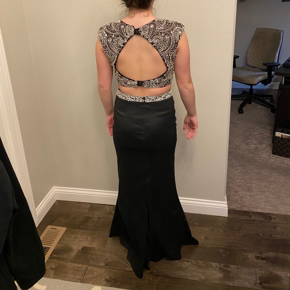 Prom dress! - Picture 2 of 2